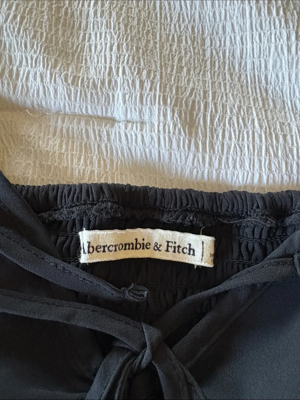 Abercrombie & Fitch Black Ruched V-Neck Puff Sleeve Blouse
